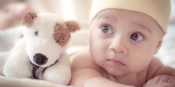 Wählen Sie entzückende Requisiten für die Babyfotografie-Sitzung !!